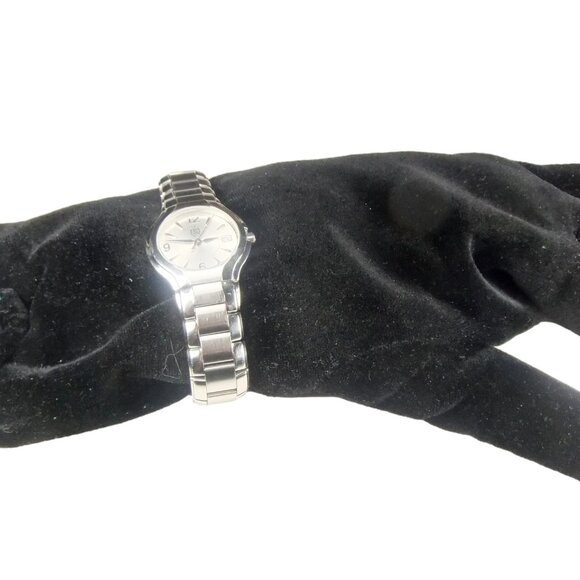 ESQ BY MOVADO Ladies Silver Tone Watch Model E5108 Silver Dial Date Womens 6 ... - Picture 6 of 6